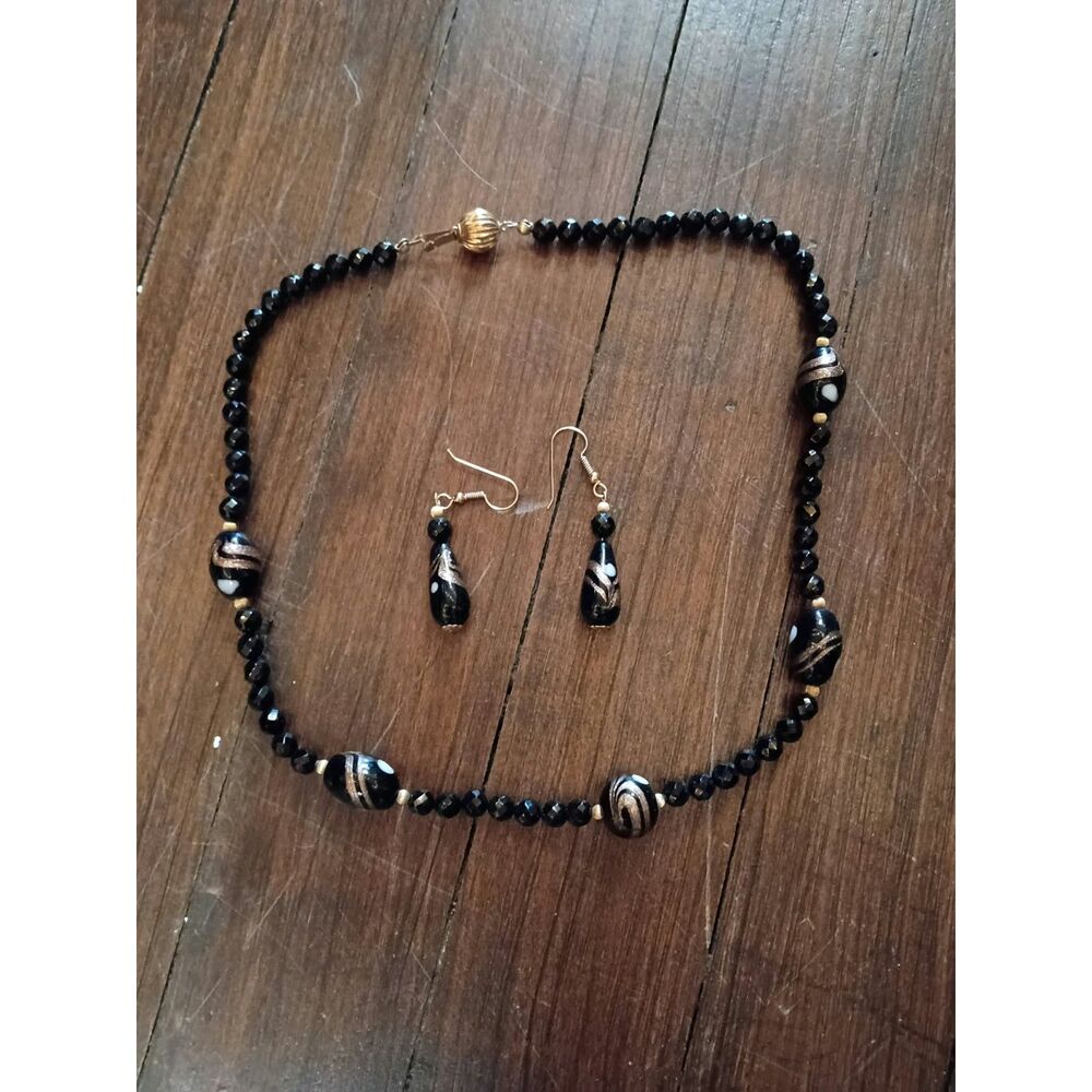 Faceted Black Onyx and Designer Beads Necklace and Earring Set